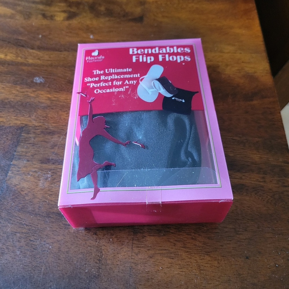 Foldable flip flops